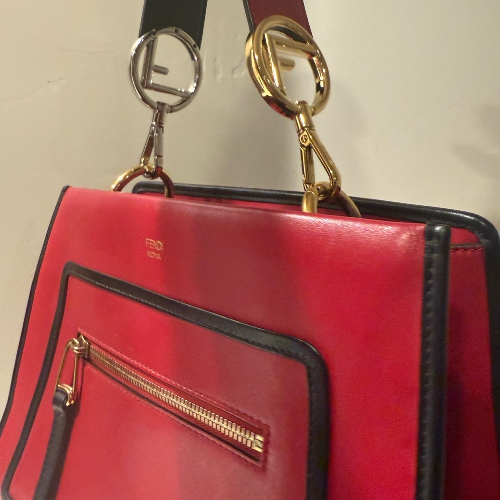 Fendi Women's Runway Red & Black Tote or Shoulder Bag EUC RARE - Picture 4 of 12